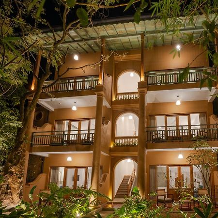 Aurora Bed and Breakfast Unawatuna Exteriör bild