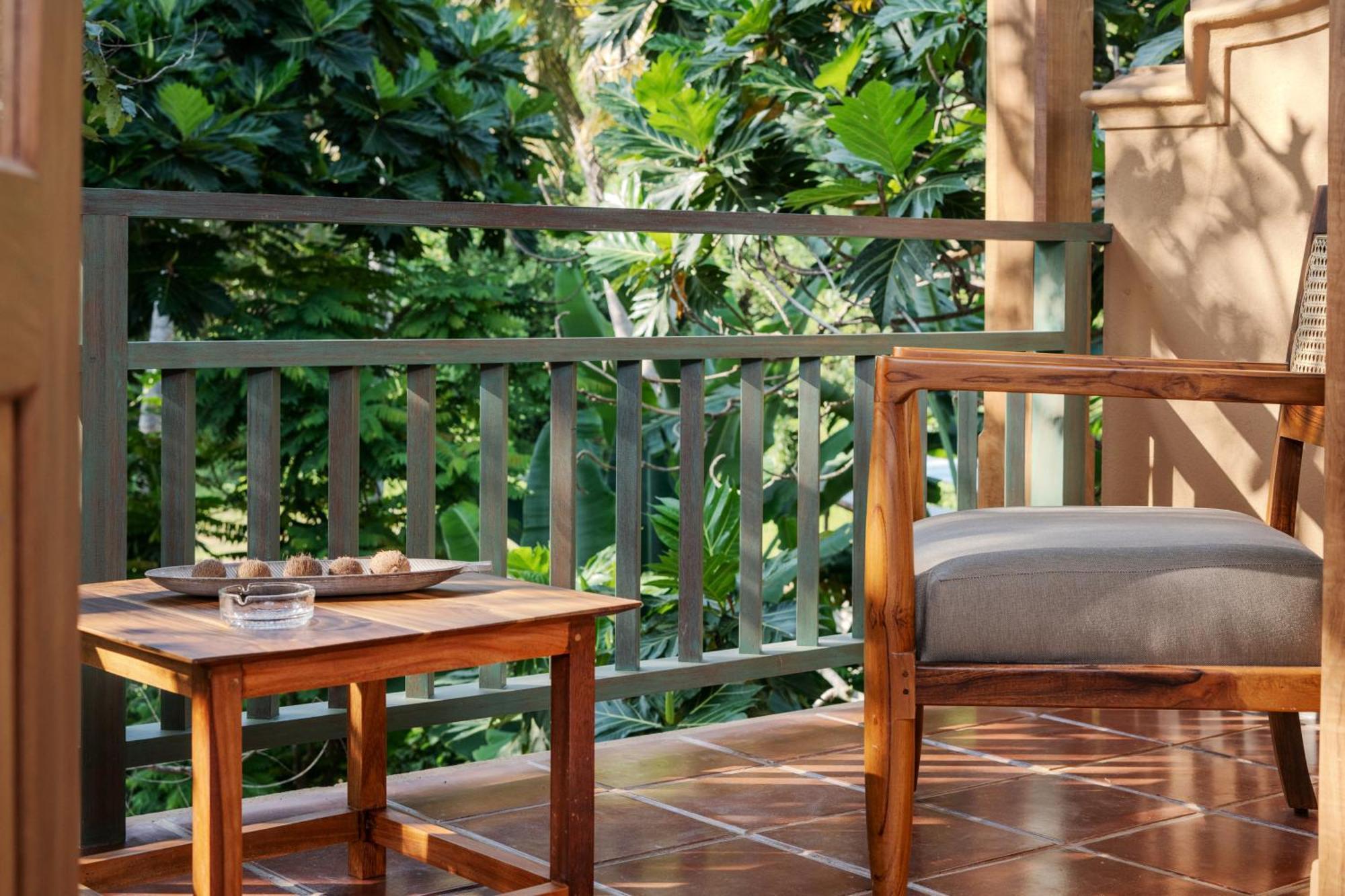 Aurora Bed and Breakfast Unawatuna Exteriör bild