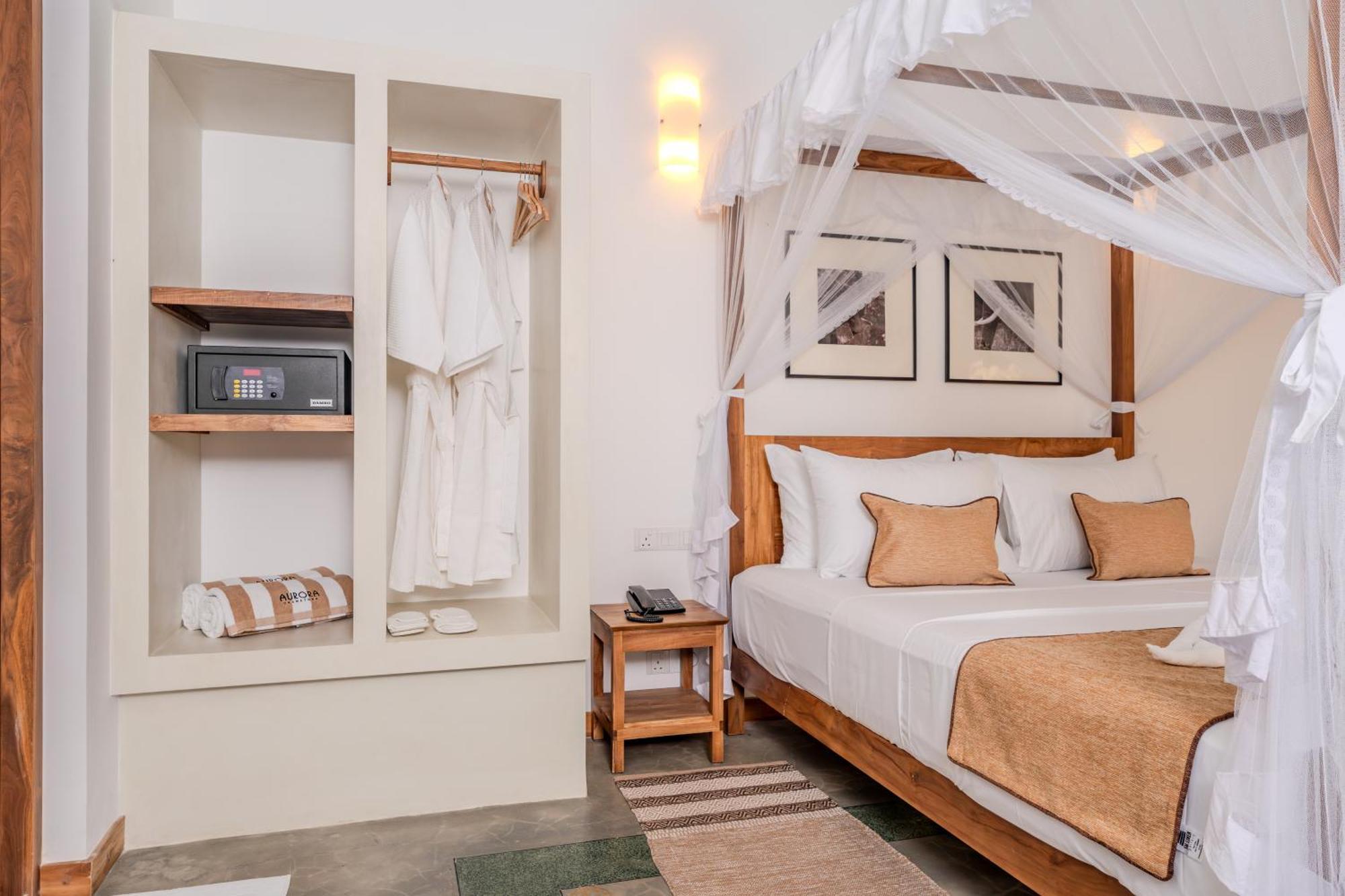 Aurora Bed and Breakfast Unawatuna Exteriör bild